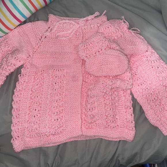 Sweaters - Picture 4 of 15